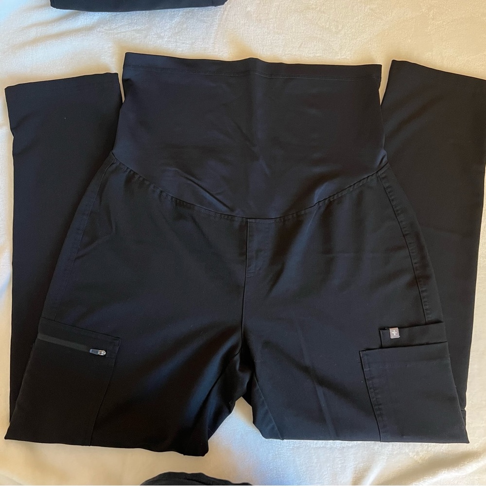 Figs Yola Maternity Scrub Pants